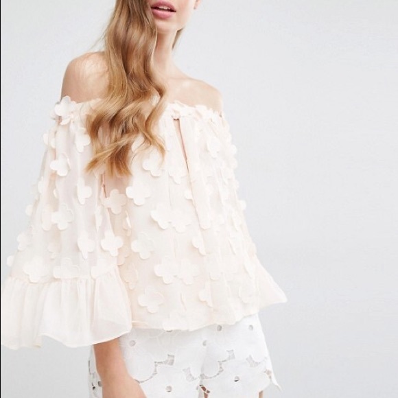 Alice McCall Tops - NEW ALICE MCCALL LOVE CONQUER OFF SHOULDER TOP